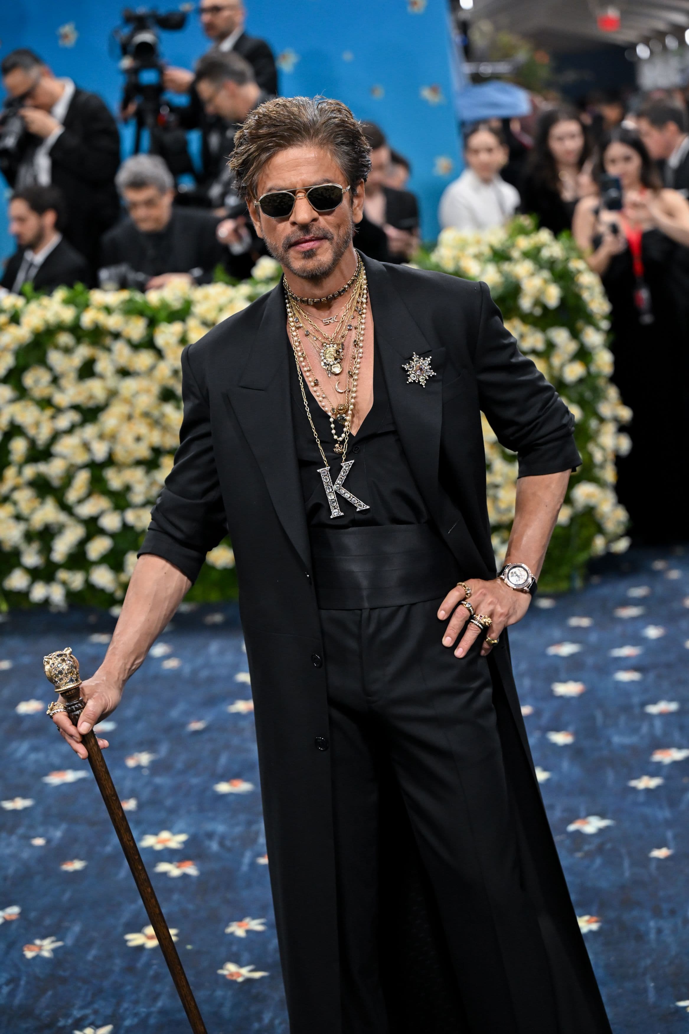 Inside Shah Rukh Khan’s Sabyasachi suit at the 2025 Met Gala, and why it still holds up