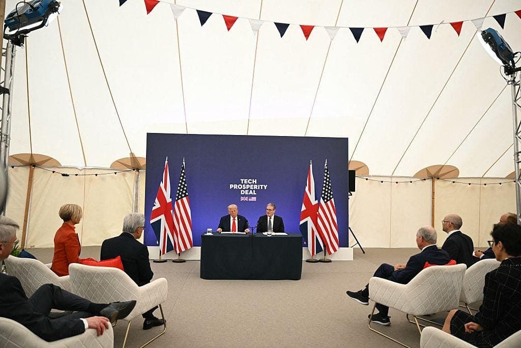 Trump Threatens UK: Defending US Tech Firms