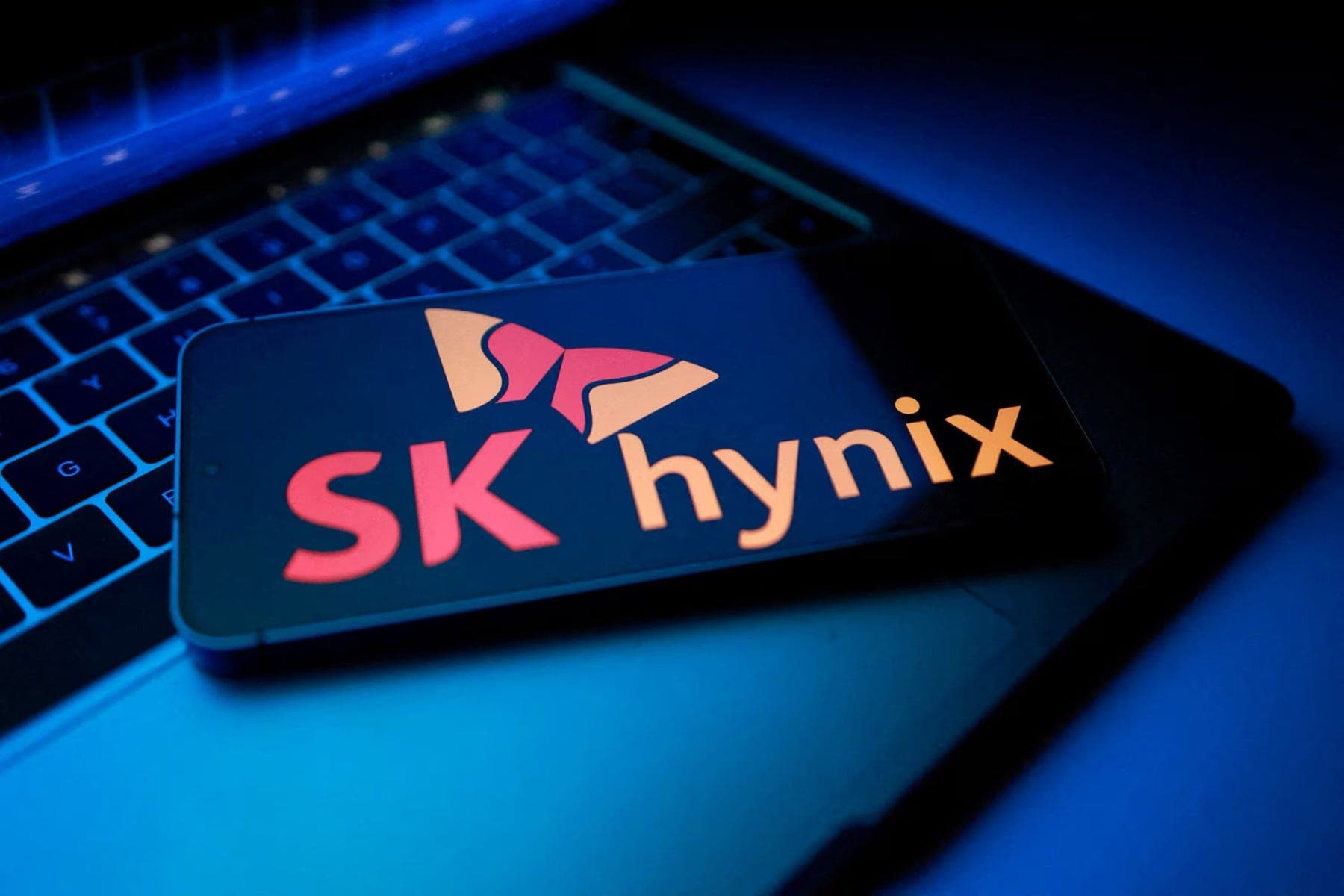 Weekly Equity Research Project : SK HYNIX by high school student