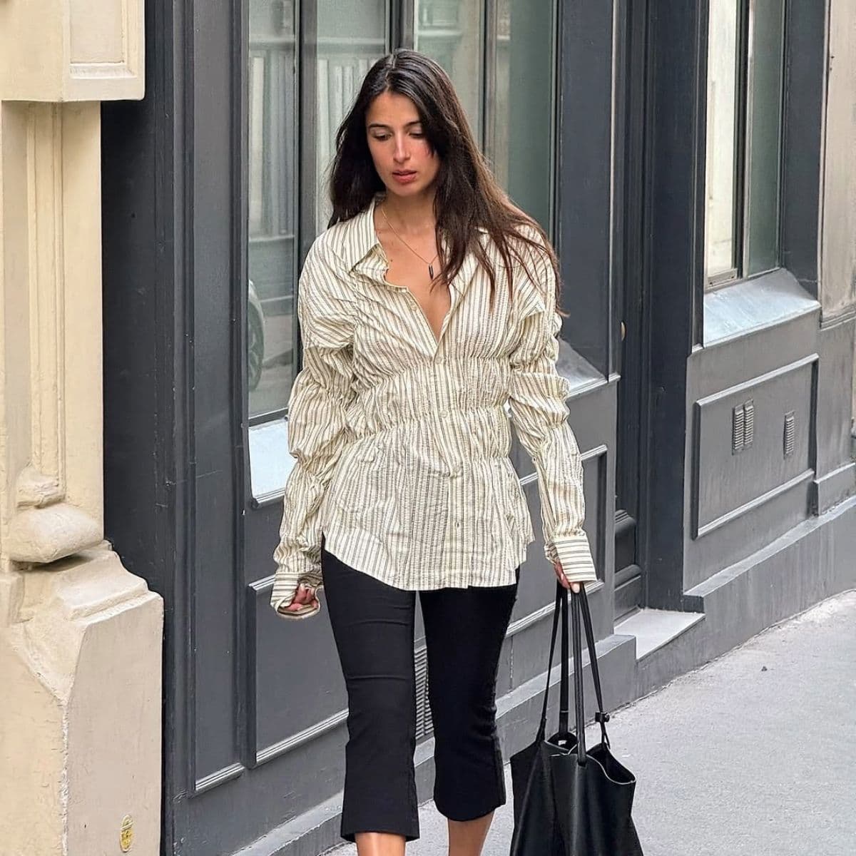 Not Linen Pants, Not Jeans: The Chic Pant Trend Fashion People Come Back to Every Spring