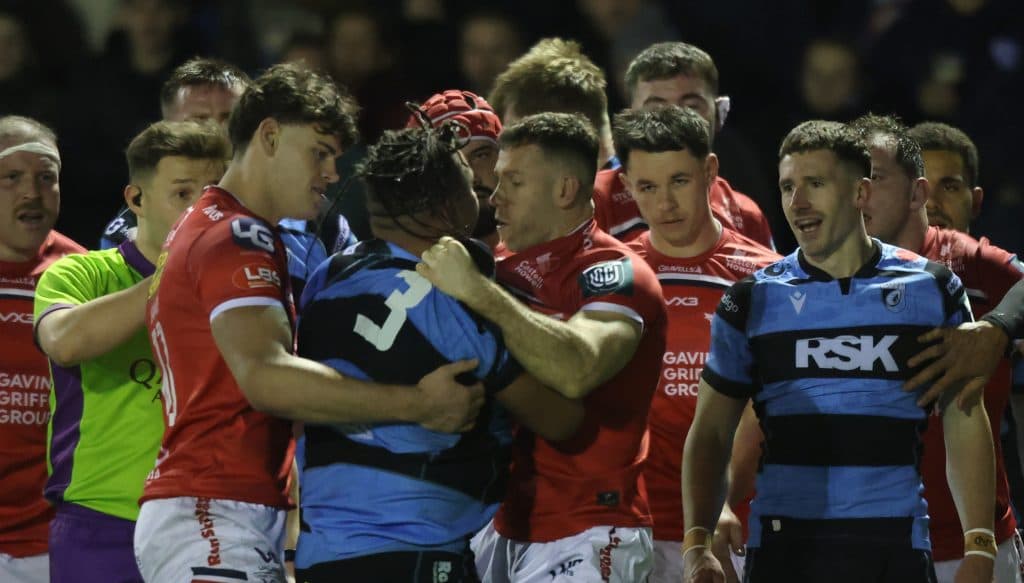 Scotland star's try seals late win for Cardiff over Scarlets