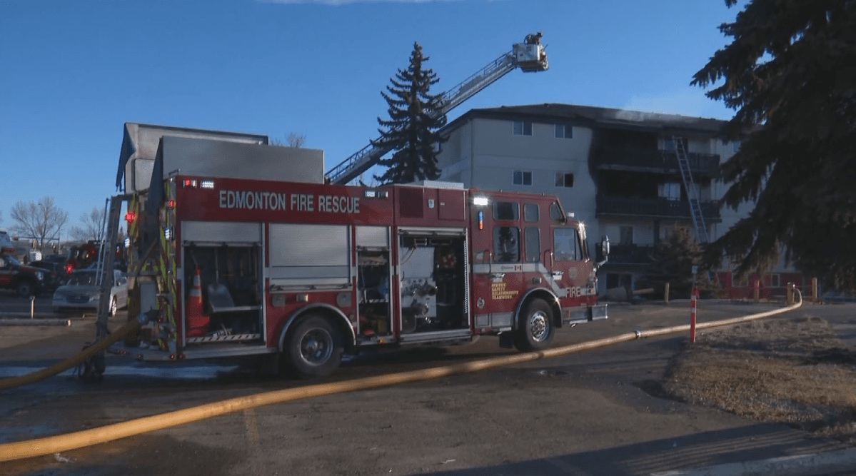 Northeast Edmonton apartment fire sends 1 to hospital, displaces 200 people