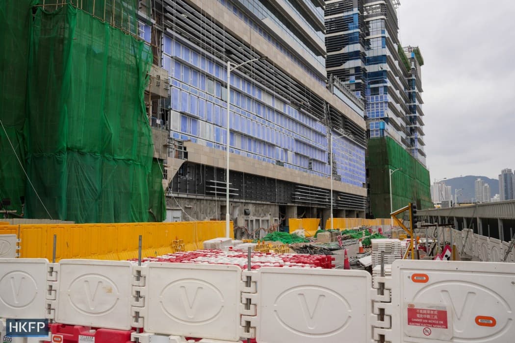 Labour NGO calls for thorough gov’t probe into worker death at Kai Tak Hospital site