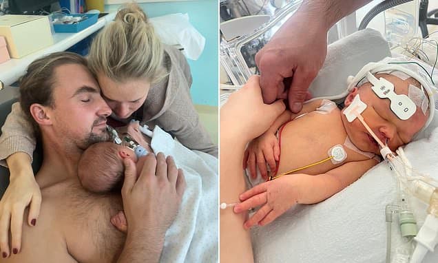 Midwife put 'blue and floppy' newborn on mother's chest and said 'there's your baby' after home birth, inquest hears