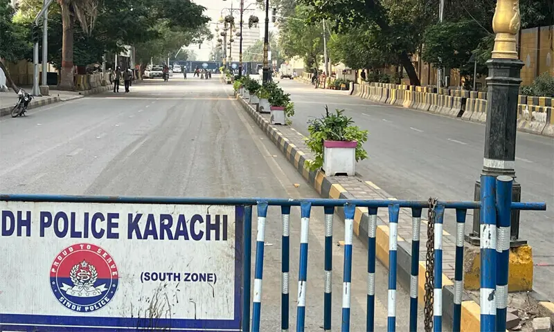 Karachi policeman dies after being hit by alleged smugglers’ vehicle during checking