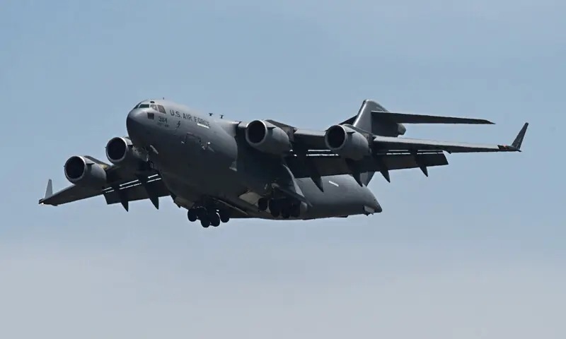 Diplomatic flurry as US-Iran truce deadline nears