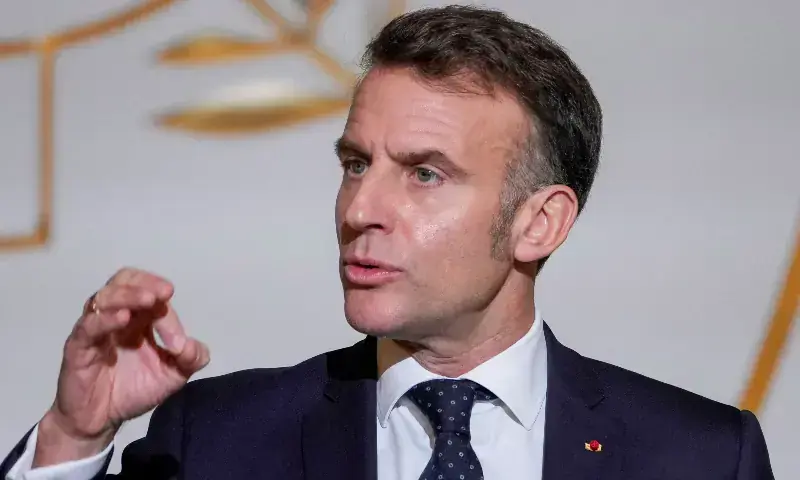 Macron vows to help Lebanon prepare for talks with Israel
