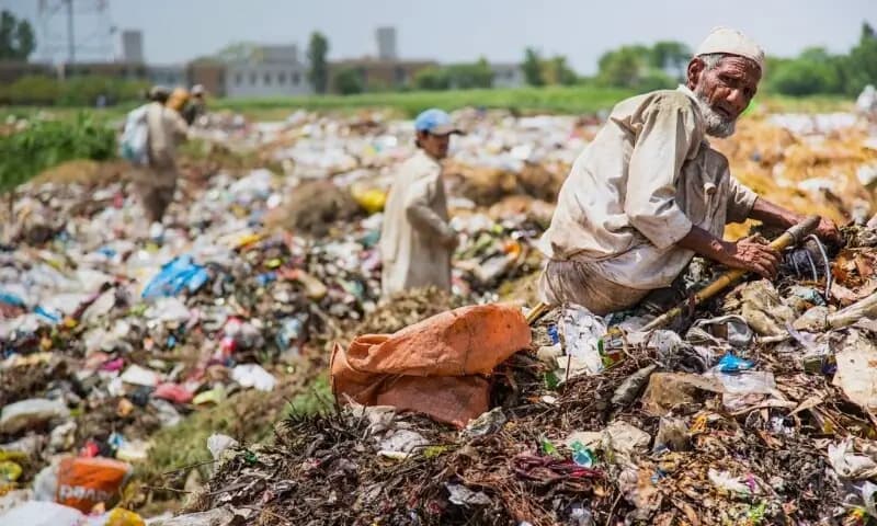 Pakistan plans plastic reform but its informal recyclers hold the key