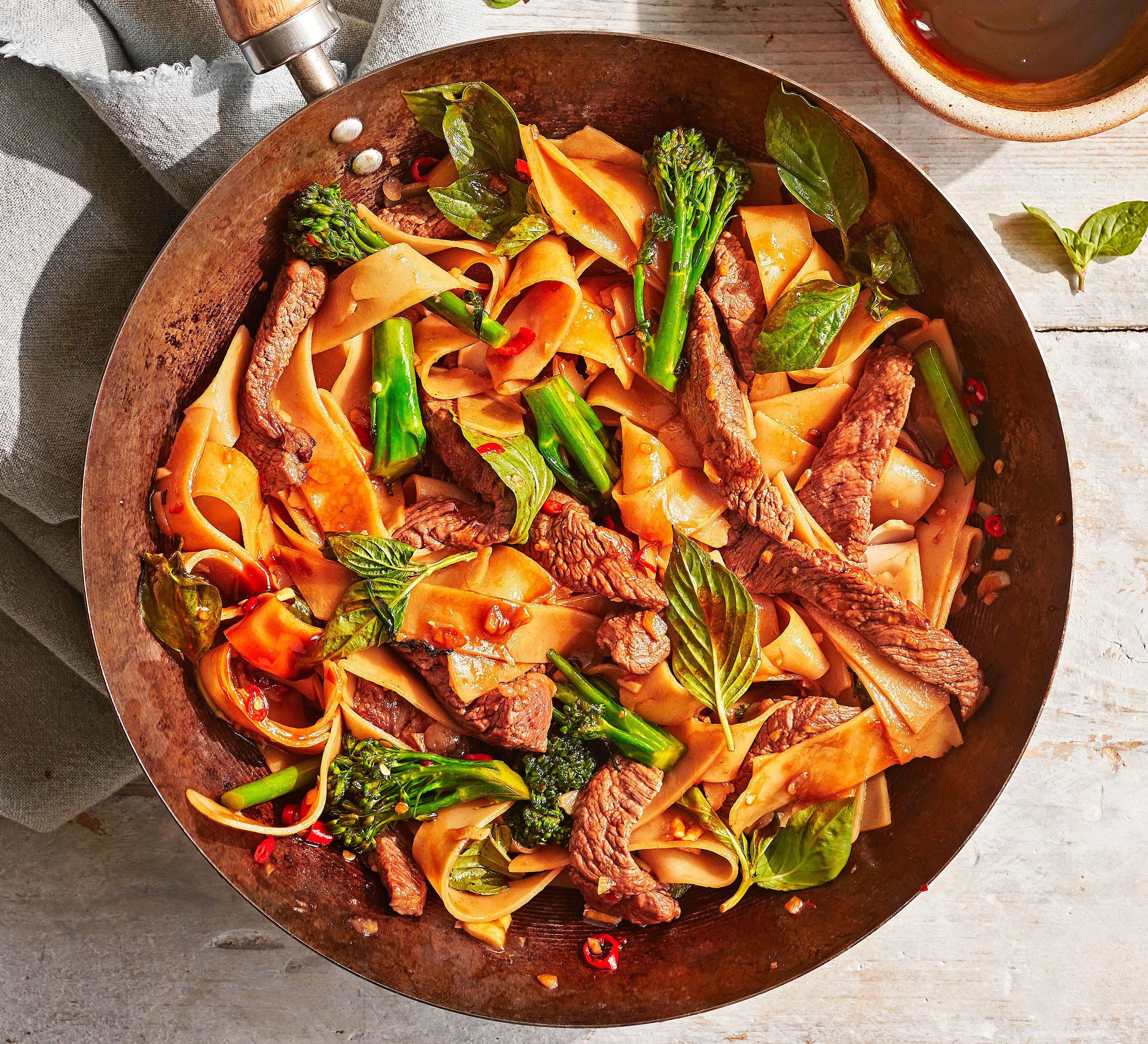 Drunken noodles (pad kee mao)