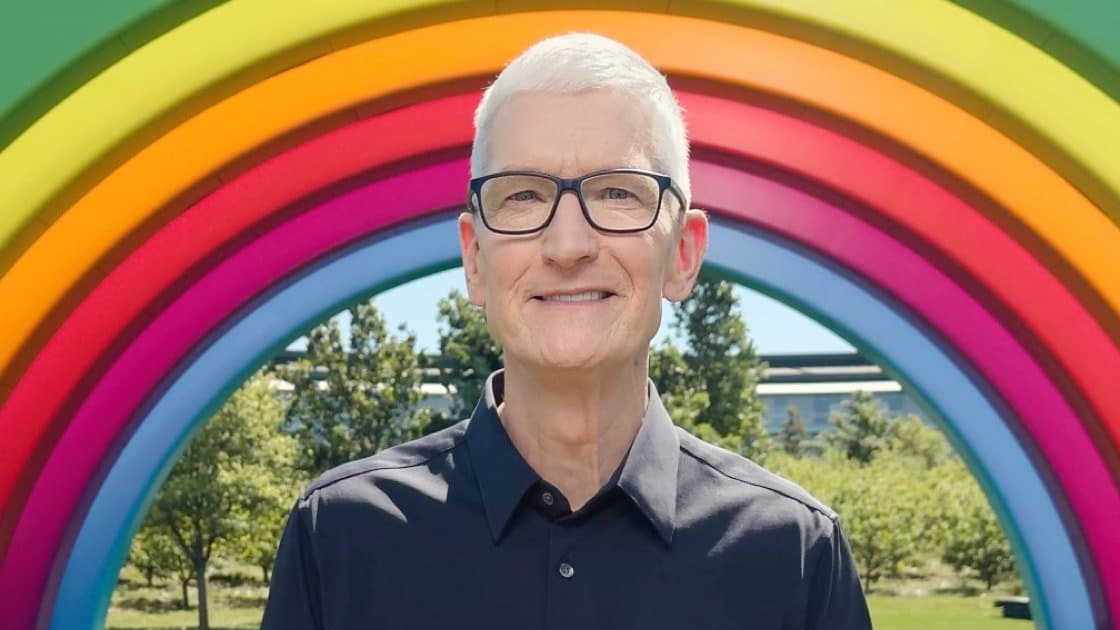 Apple CEO Tim Cook Stepping Down, John Ternus Taking Over