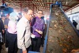 Minister says waste sorting habit reaches 60 pct in Denpasar