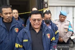 Police seize truck in Indonesia's illegal phone import probe