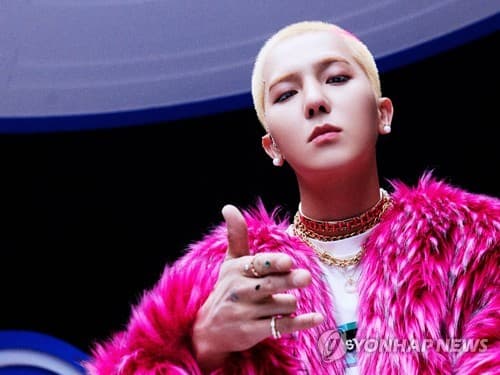 18-month sentence sought for WINNER's Song Min-ho for alleged negligence in mandatory service