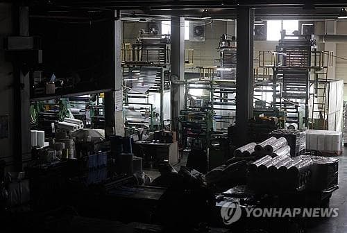 Biz sentiment for May pessimistic due to Middle East crisis: poll