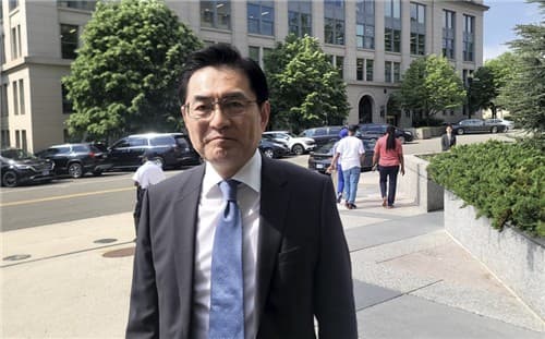 (LEAD) S. Korea, U.S. making efforts toward 'normalization' amid U.S. intel curb controversy: Seoul official