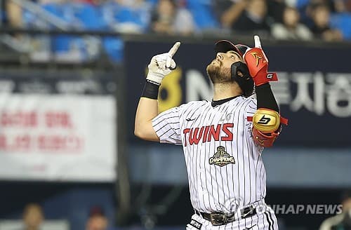 (Yonhap Interview) Twins slugger Dean takes pride in defense at first base
