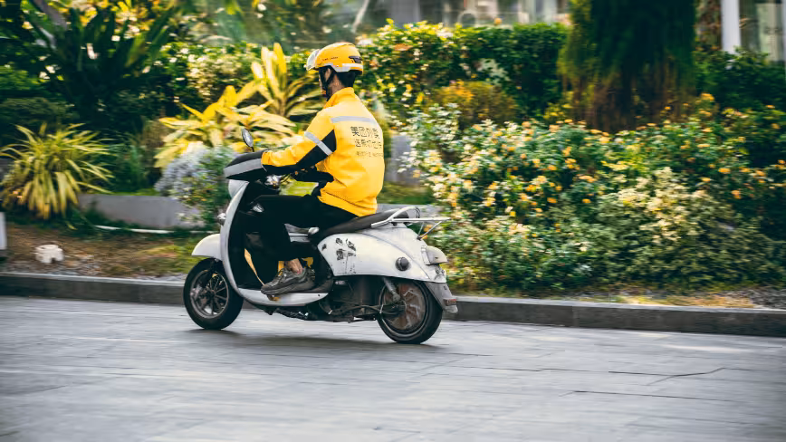 China orders its apps to stop sending orders to exhausted drivers. The algorithm is now subject to collective bargaining.