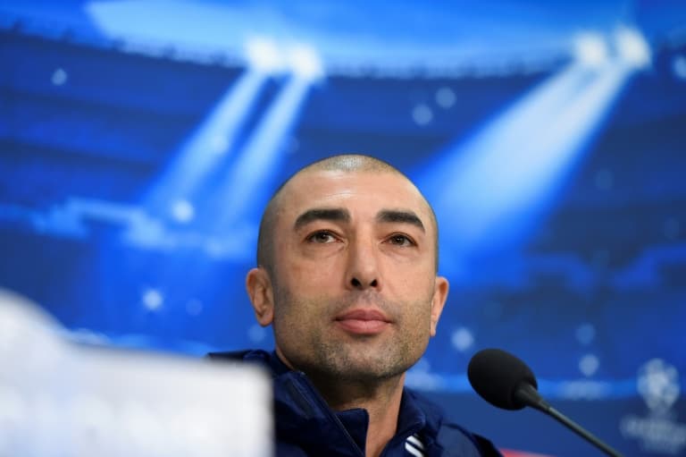 Di Matteo says 'vital' for faltering Chelsea to add experience
