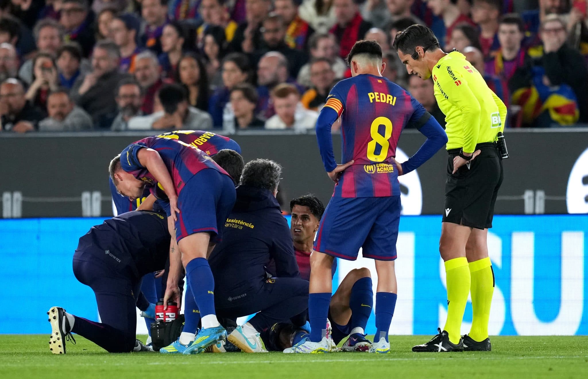 Barcelona handed major boost as key defender avoids serious injury vs Celta Vigo