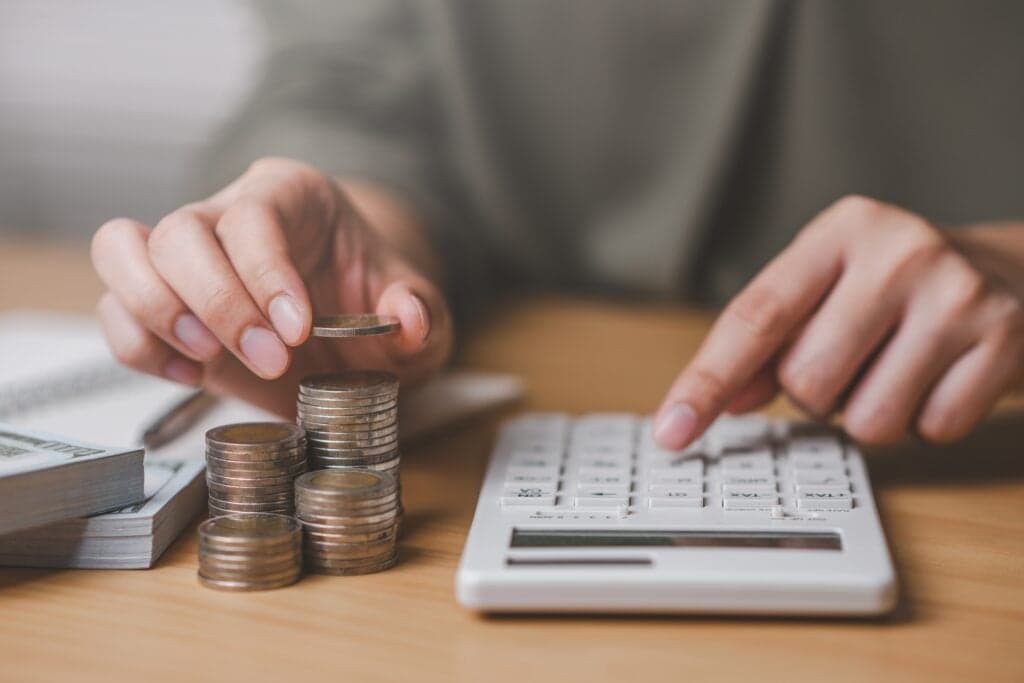 A 25-Year-Old Shares How She Already Saved $100K For Retirement. No One In Her Family Has Ever Been Able To Retire. 'Grew Up Dirt Poor'