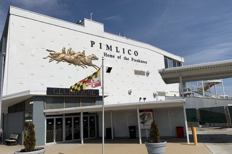 Churchill Downs buys rights to Preakness, Black-Eyed Susan Stakes