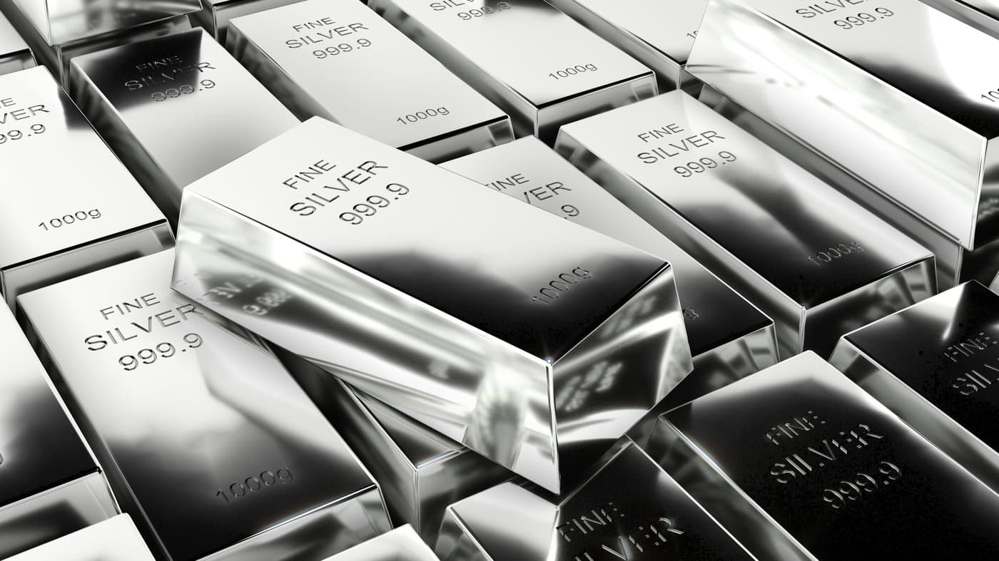 Silver Is Outperforming Gold in 2026. Does SLV Deserve a Spot in Your Portfolio?