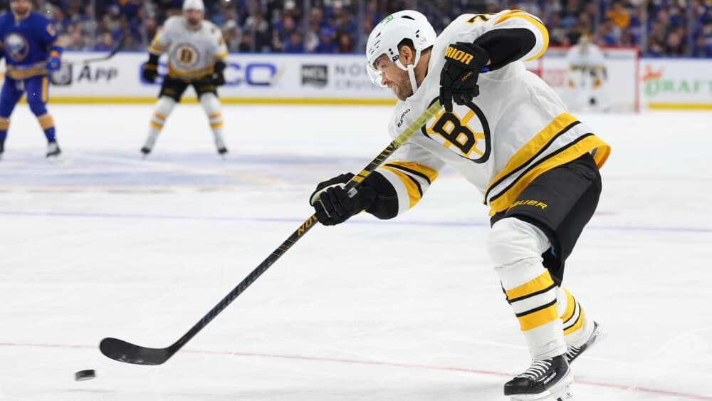 Arvidsson scores 2 and the Bruins beat the Sabres 4-2 to even first-round series at 1