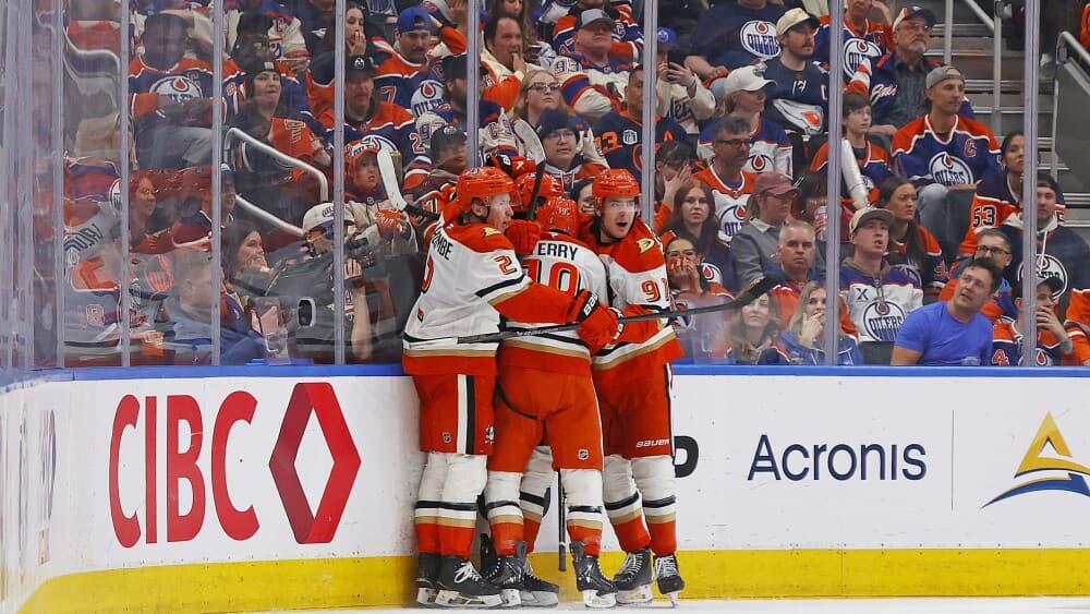 Cutter Gauthier breaks late tie as the Ducks beat the Oilers 6-4 in Game 2 to even series