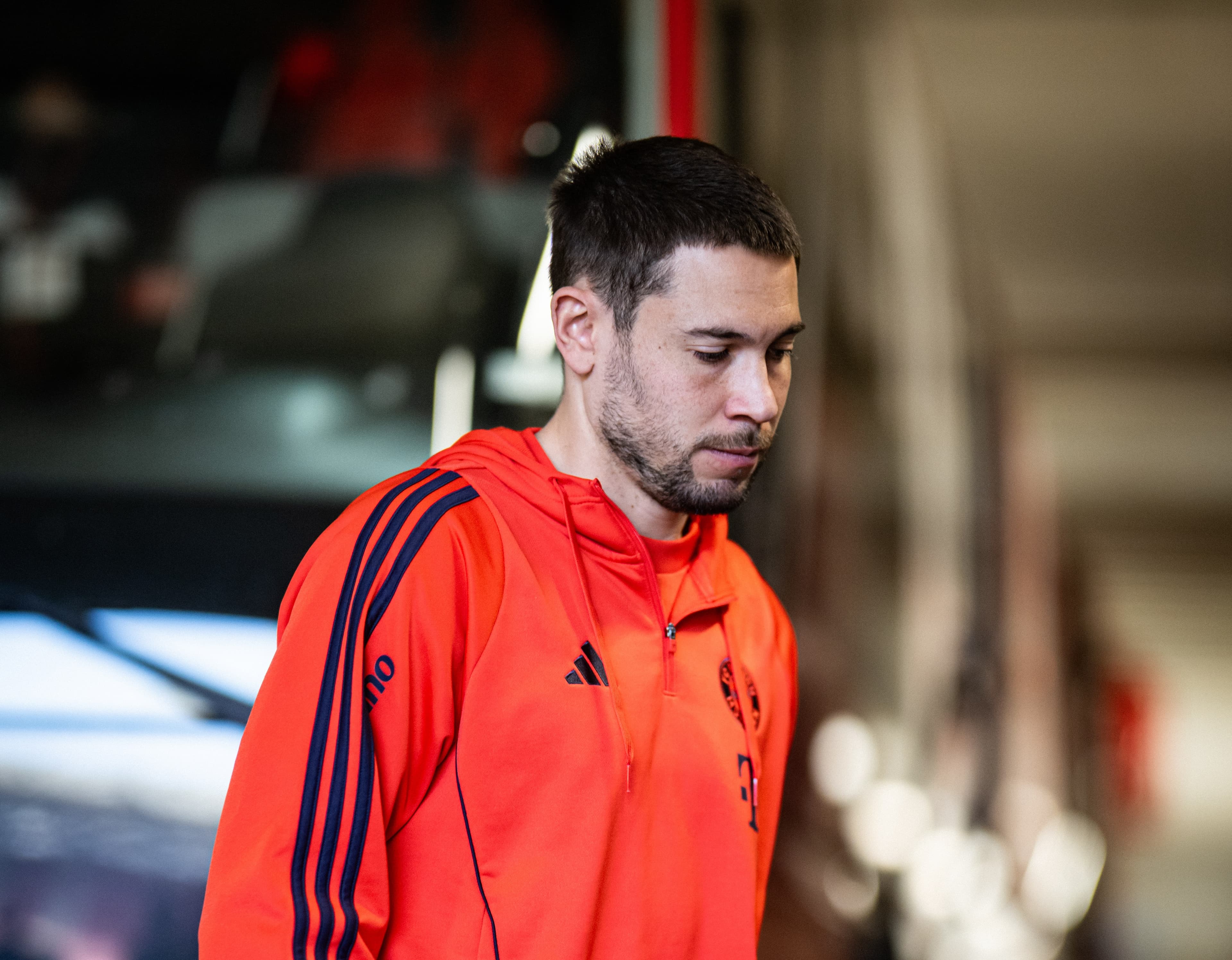 Bayern Munich announces Raphaël Guerreiro injury, ruling him out for the coming weeks