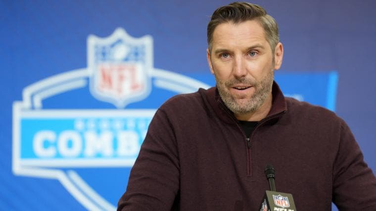 Commanders urged to focus draft plans on Jayden Daniels