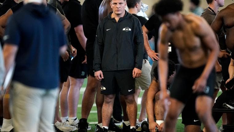 How tall is Diego Pavia? Where Vanderbilt QB ranks among shortest NFL Draft quarterback prospects