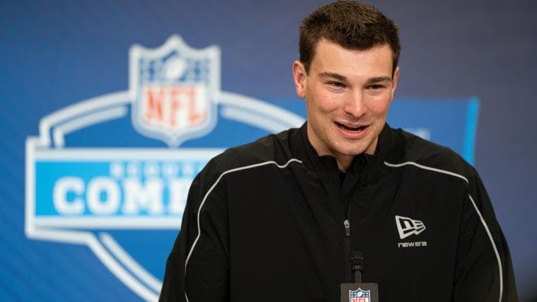 Raiders make decision on NFL Draft 1st round trade after picking Fernando Mendoza