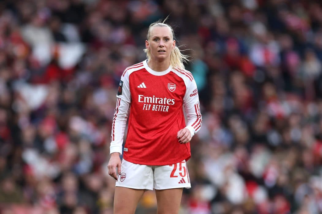 Arsenal forward Blackstenius signs new deal