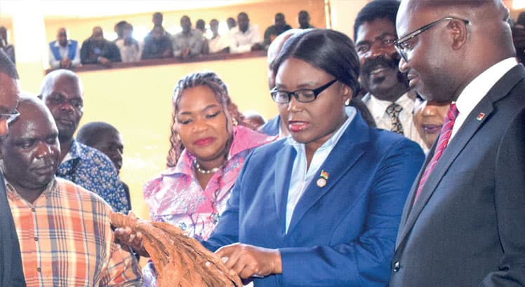 Excess supply haunts tobacco farmers