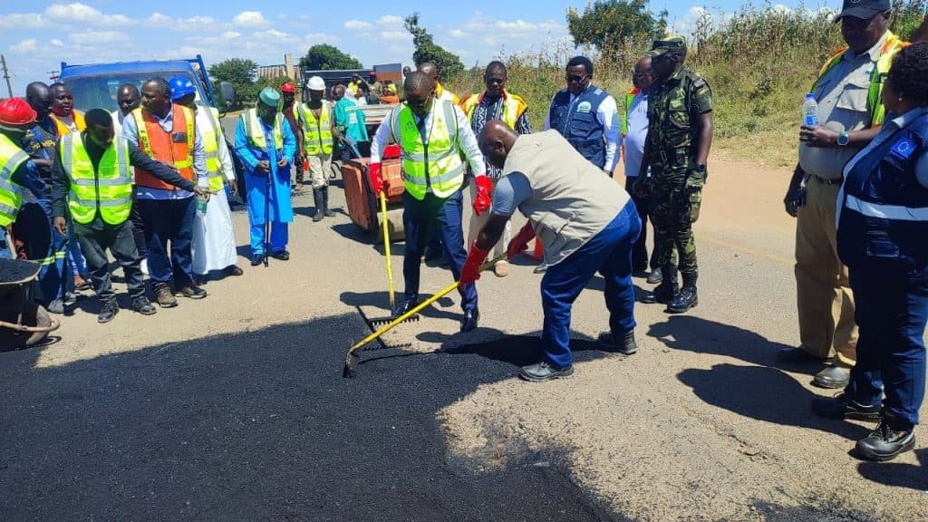 Govt launches K39.6bn road maintenance drive