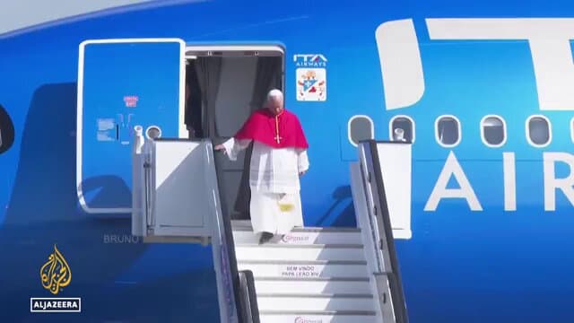 ope Leo XIV arrives in Angola on the third leg of his Africa tour, following visits to Algeria and Cameroon. The visit focused on diplomacy and interfaith dialogue, comes amid a public dispute with US President Donald Trump. pic.
