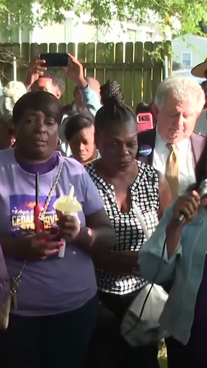 Shreveport residents gathered to mourn eight children shot in a domestic violence dispute on April 19. pic.