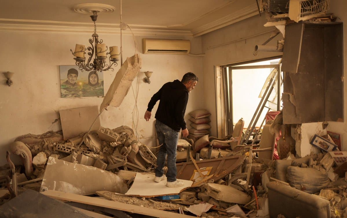 🔊 'These old wounds that haven't properly healed,' says Reuters' @GebeilyM on why each new round of conflict in Lebanon makes it harder to bridge the country's sectarian divides. Watch On Assignment now: pic.