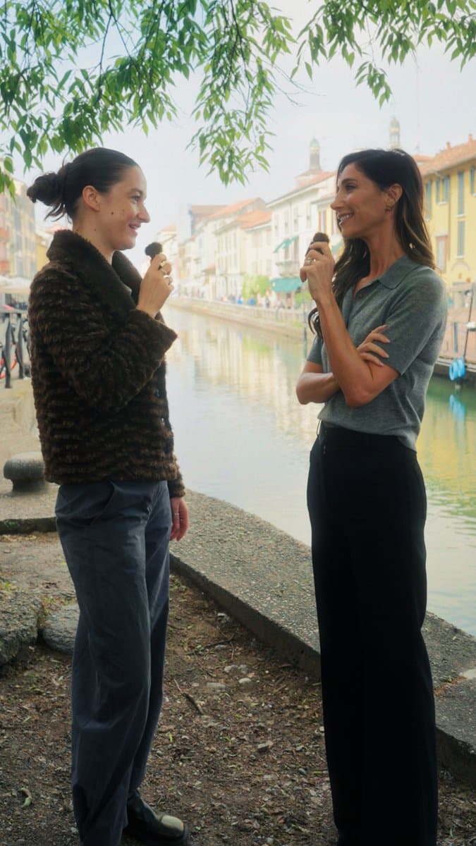 Dezeen is on the ground at Milan Design Week 🎥 In this Milan Minute, we catch up with designer Claudia Afshar to hear what’s top of her list this week in Milan, and what her thoughts are on AI tools integrating with the design process. Milan Minute is a Dezeen series produced… pic.