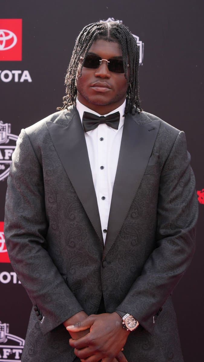 David Bailey's focus is on things he can control ahead of tonight's NFL draft. He could potentially be drafted by the New York Jets at No. 2.#DavidBailey #NFLDraft #Football #NFL pic.