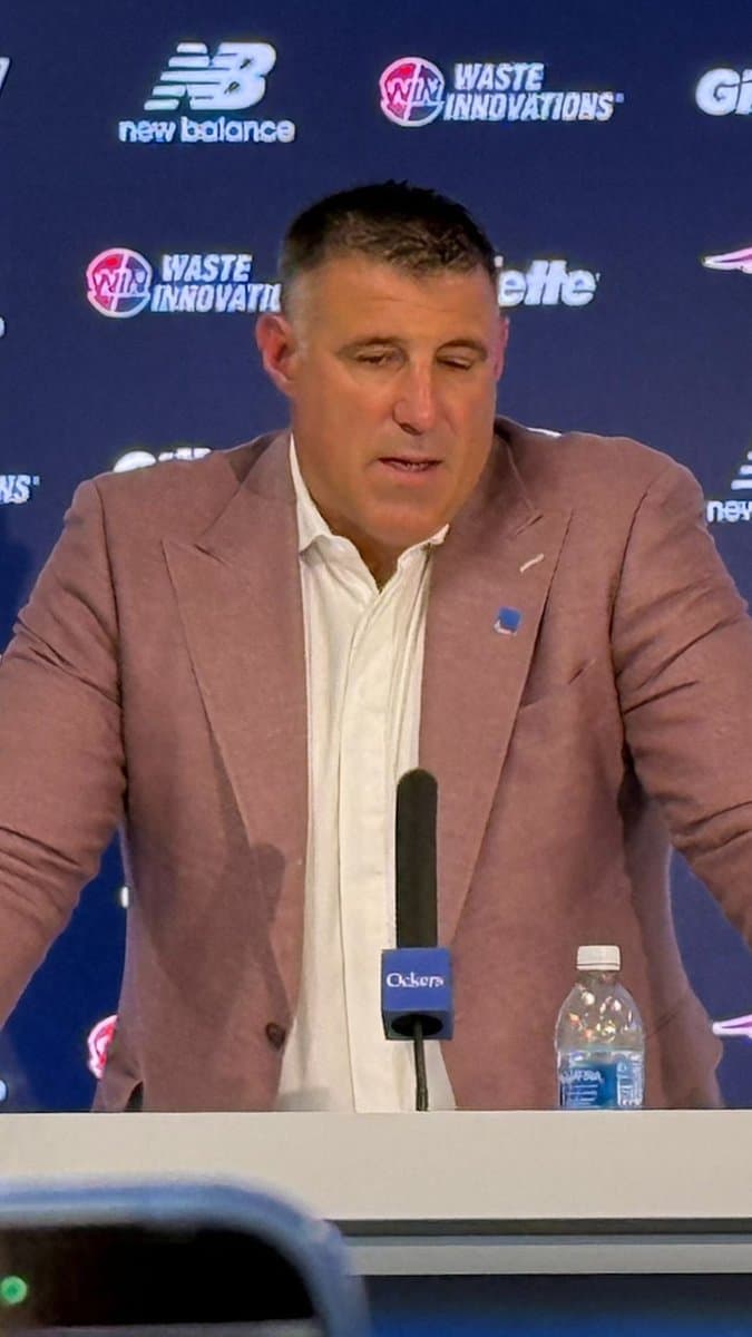 Patriots coach Mike Vrabel says he is prioritizing his family by beginning counseling this weekend and stepping away from the team for the draft’s final day Saturday. This comes after photos published of him with longtime NFL reporter Dianna Russini at an Arizona resort.… pic.