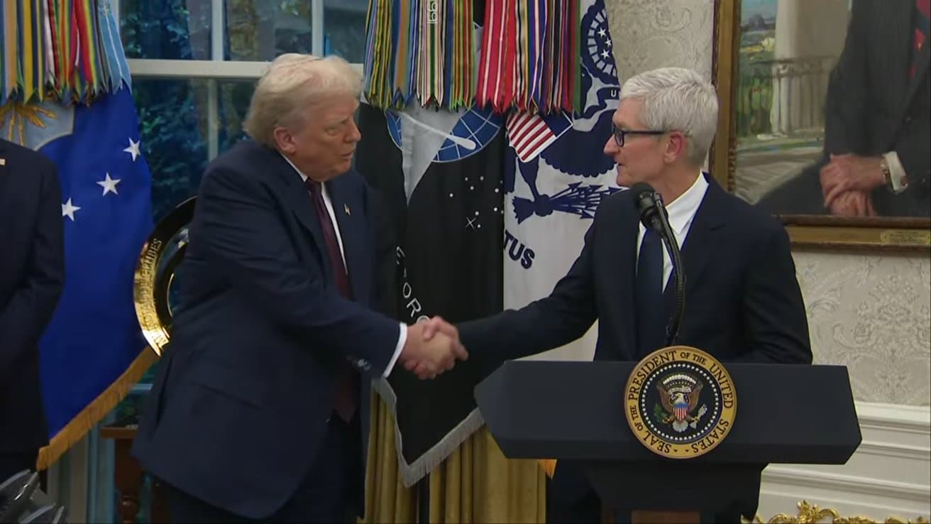 President Trump praises Tim Cook, threatens companies that want tariffs repaid