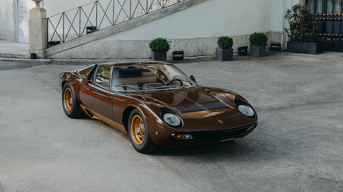Lamborghini Spent 3 Years Restoring This Gorgeous 1972 Miura to Its Original Spec