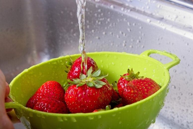 This Simple Fruit Wash Could Make Produce Safer and Last Days Longer