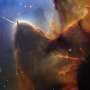 Hubble dazzles with young stars in Trifid Nebula