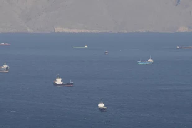 World Weighs Fate of Middle East Ceasefire After US Seizes Iranian Cargo Ship