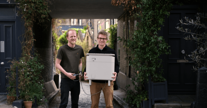 Startups bet on plug-in batteries to cut costs with energy arbitrage