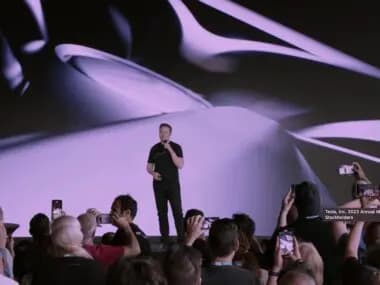 Musk delays release of Roadster, Optimus and unsupervised FSD, as Tesla margins jump