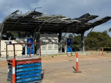 “Best EV charger on Nullarbor” out of action after truck reportedly smashes into solar canopy