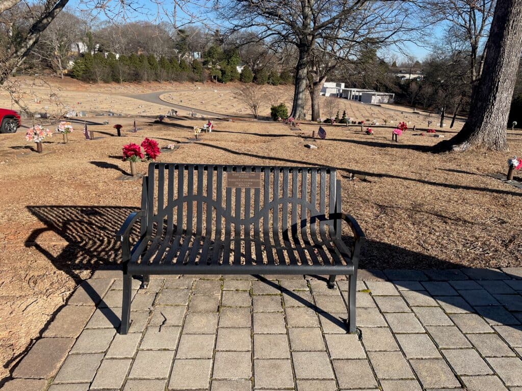 Erik Visits an American Grave, Part 2,124